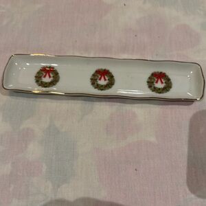 Ron Gordon Japan White Ceramic Tray with Wreath Design and metallic gold trim